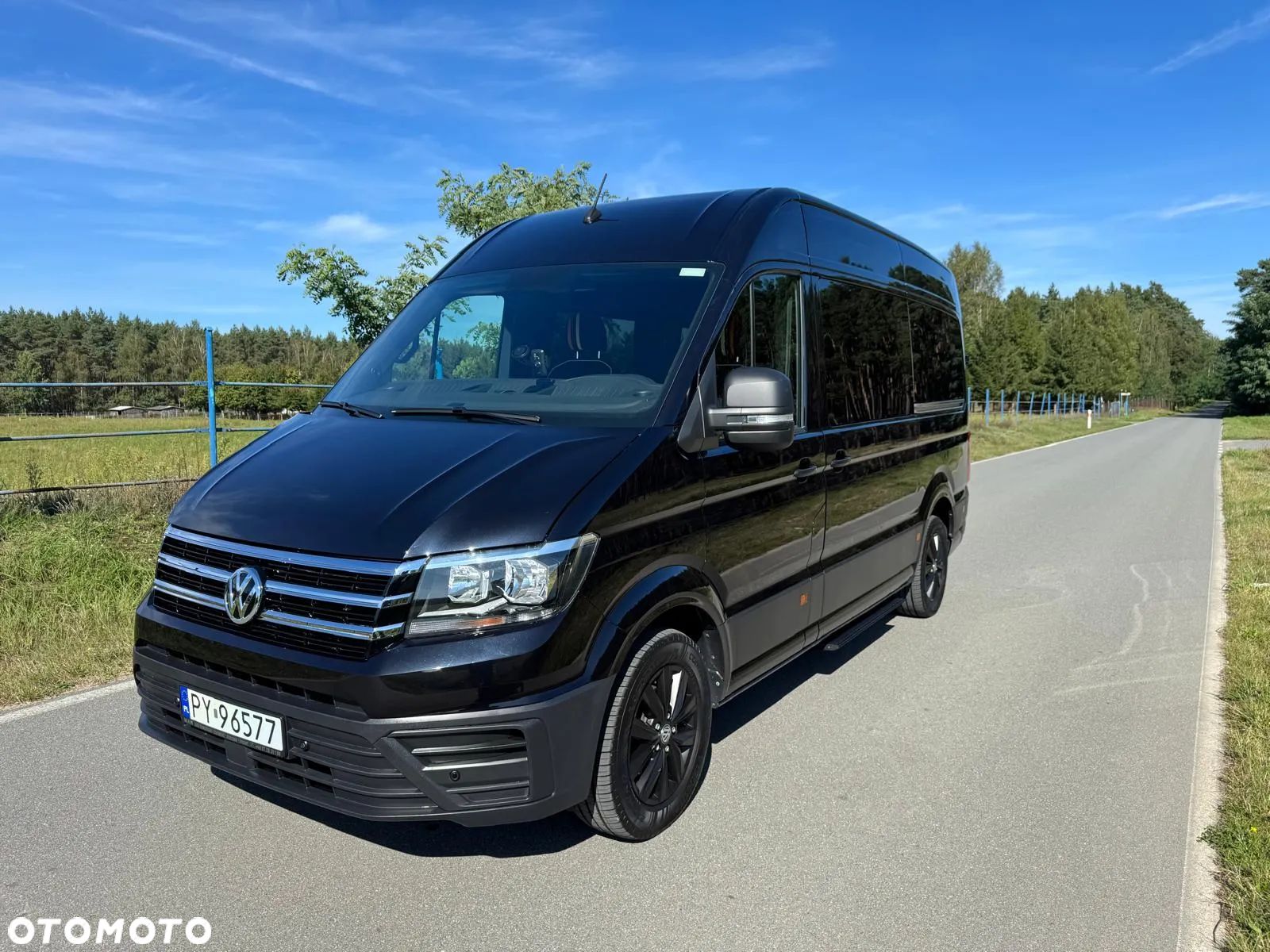 Volkswagen Crafter - 1