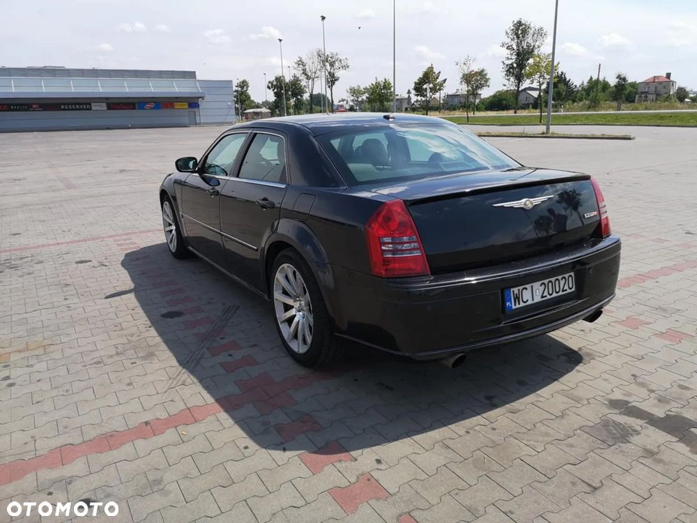 Chrysler 300C 6.1 V8 Hemi SRT8 - 3