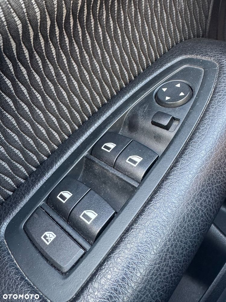 BMW Seria 1 116d DPF Edition Sport - 10