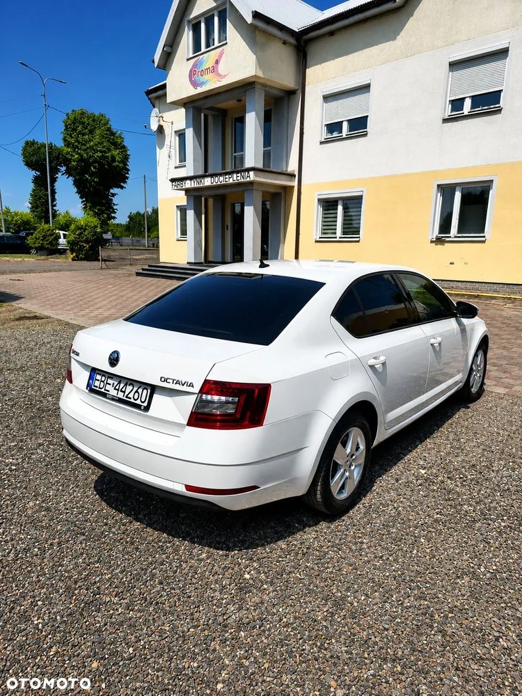 Skoda Octavia 1.6 TDI Ambition - 7