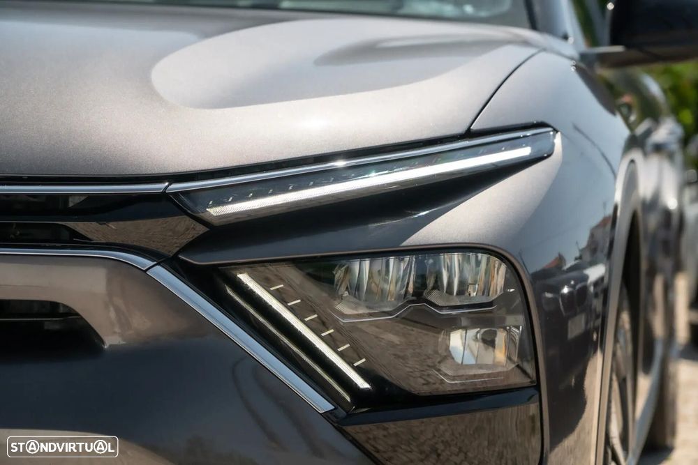 Citroën C5 X 1.6 Hybrid Plus e-EAT8 - 11