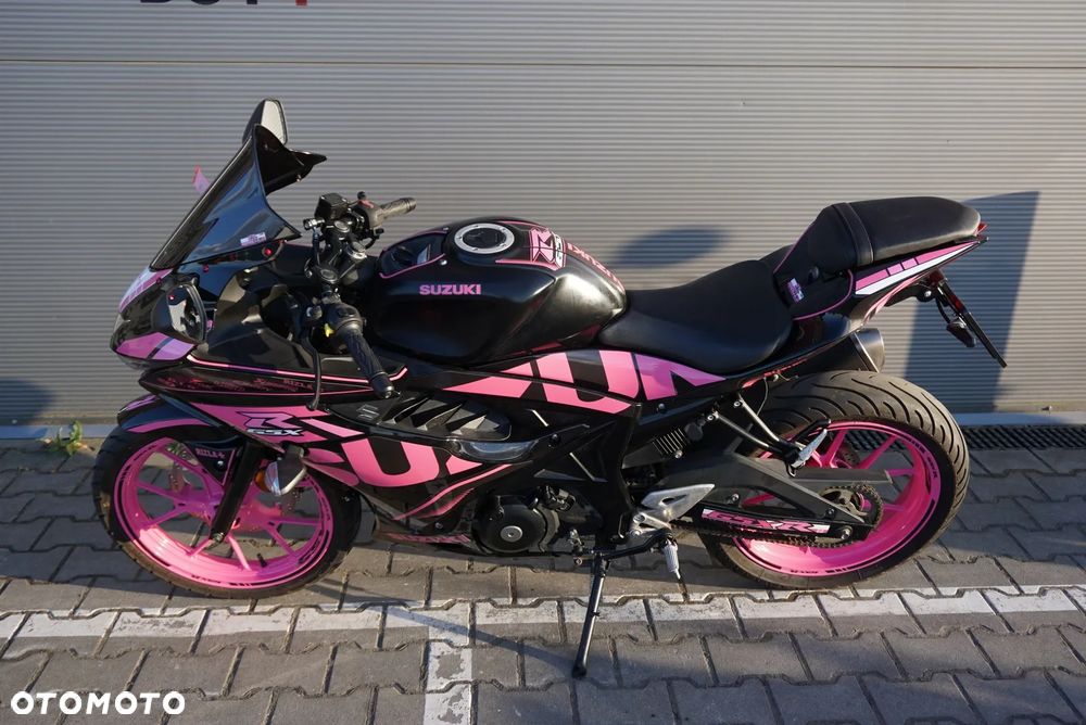 Suzuki GSX - 13