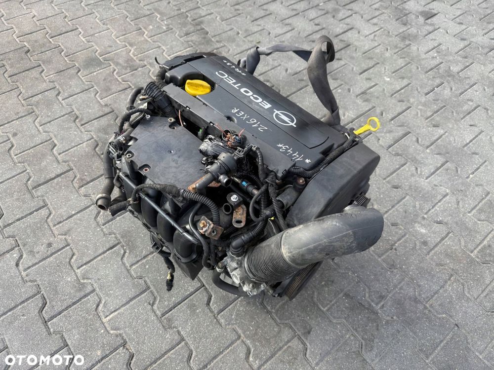 SILNIK 1.6 16V Z16XER OPEL ZAFIRA B 2009 - 3