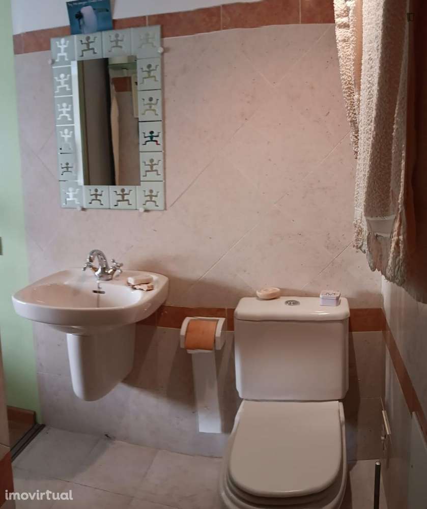 Quarto - localizado em Lisbon - Grande imagem: 2/13