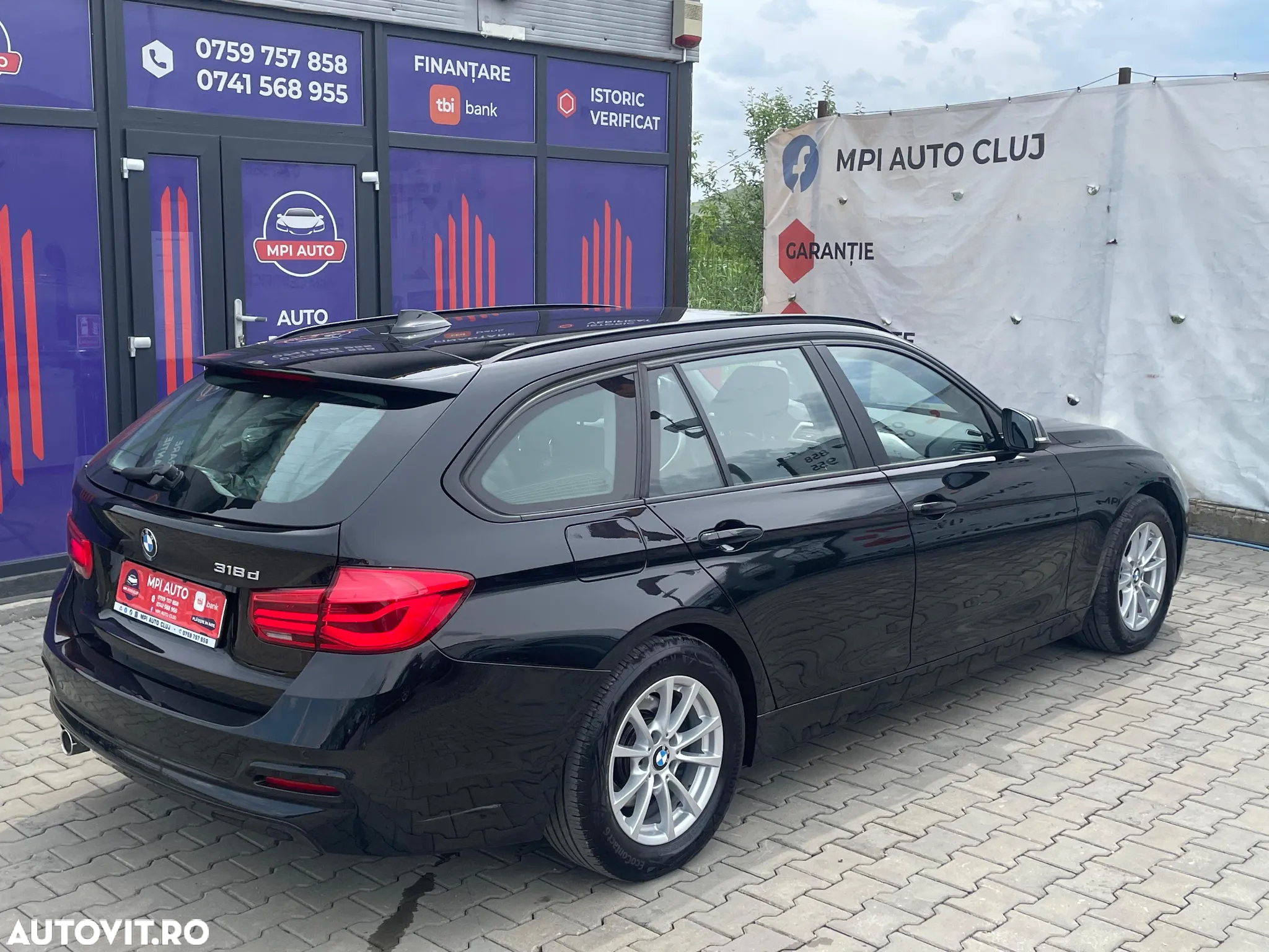 BMW Seria 3 318d Touring Aut. - 8