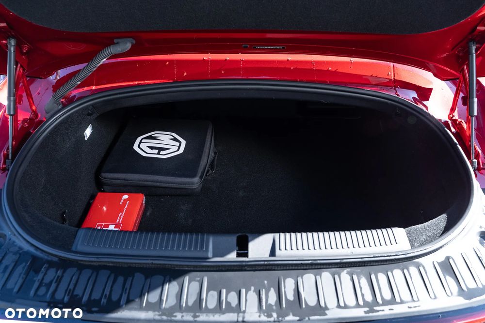 MG Cyberster 77kWh AWD Czarny Dach - 26