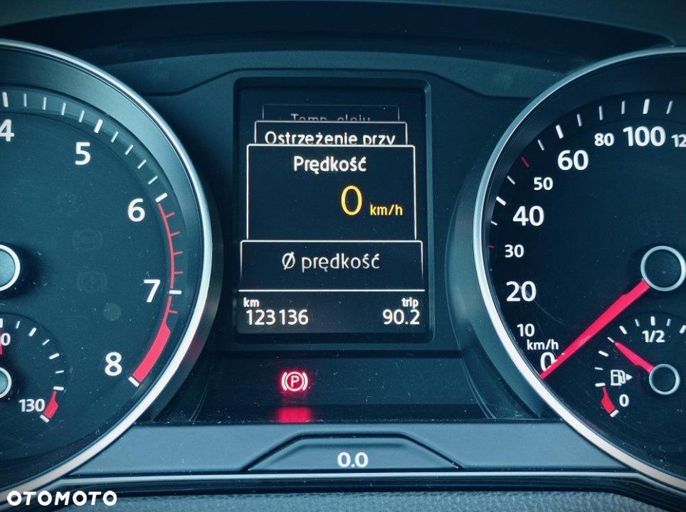 Volkswagen Passat - 26