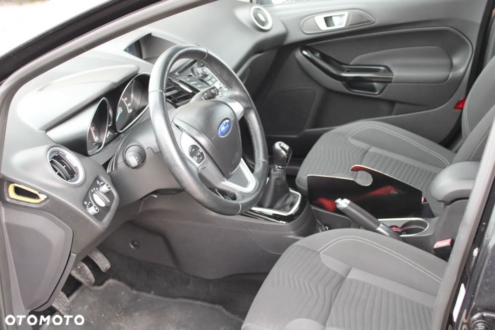 Ford Fiesta 1.0 EcoBoost Titanium - 11