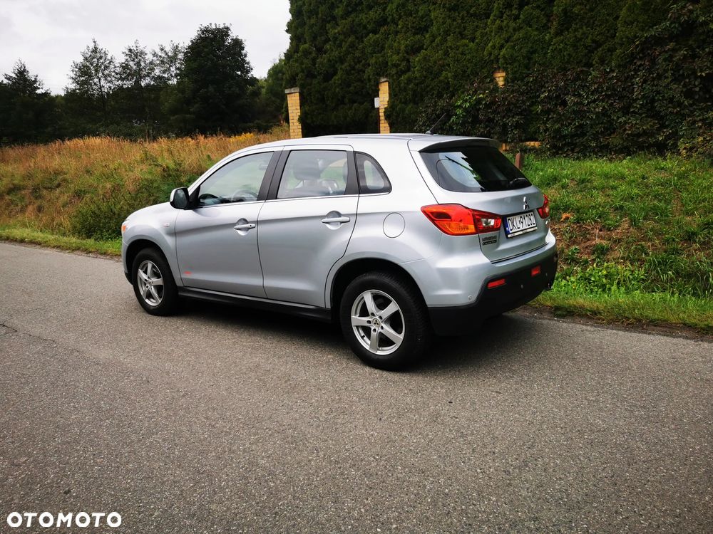 Mitsubishi ASX 1.8 DID Invite 4WD AS&G - 12