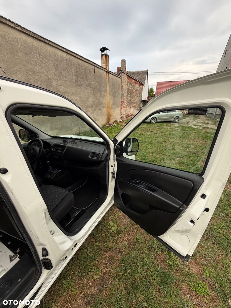 Opel Combo - 13