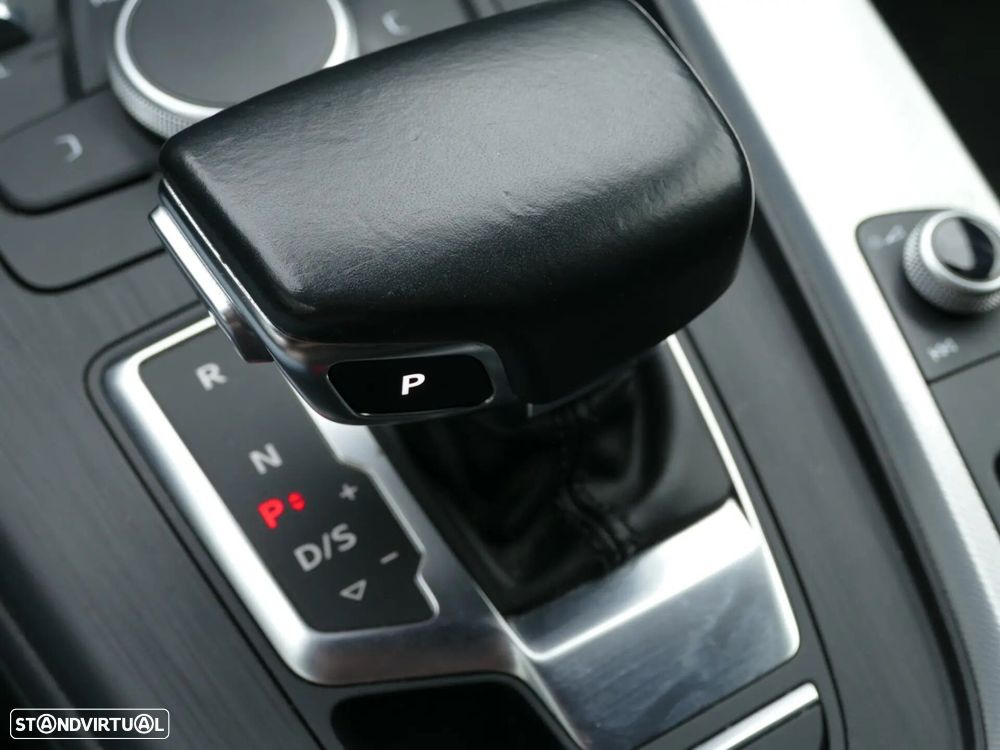 Audi A4 Avant 40 TDI Sport S tronic - 23