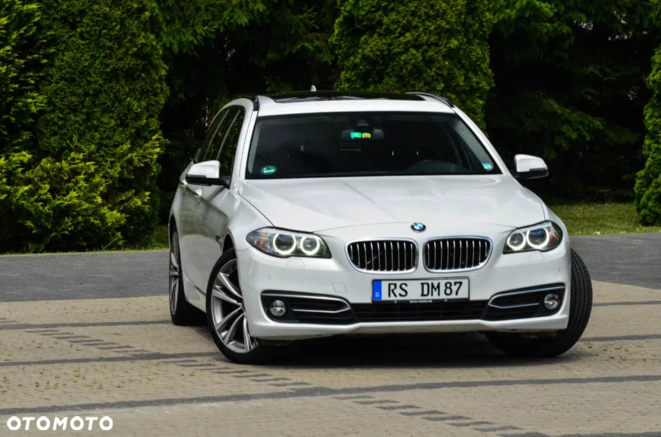 BMW Seria 5 520d Touring Luxury Line - 4