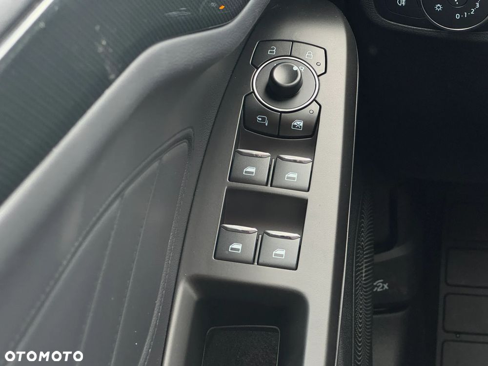 Ford Focus 1.0 EcoBoost mHEV ST-Line Style - 13