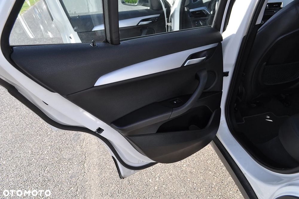 BMW X2 sDrive16d - 14