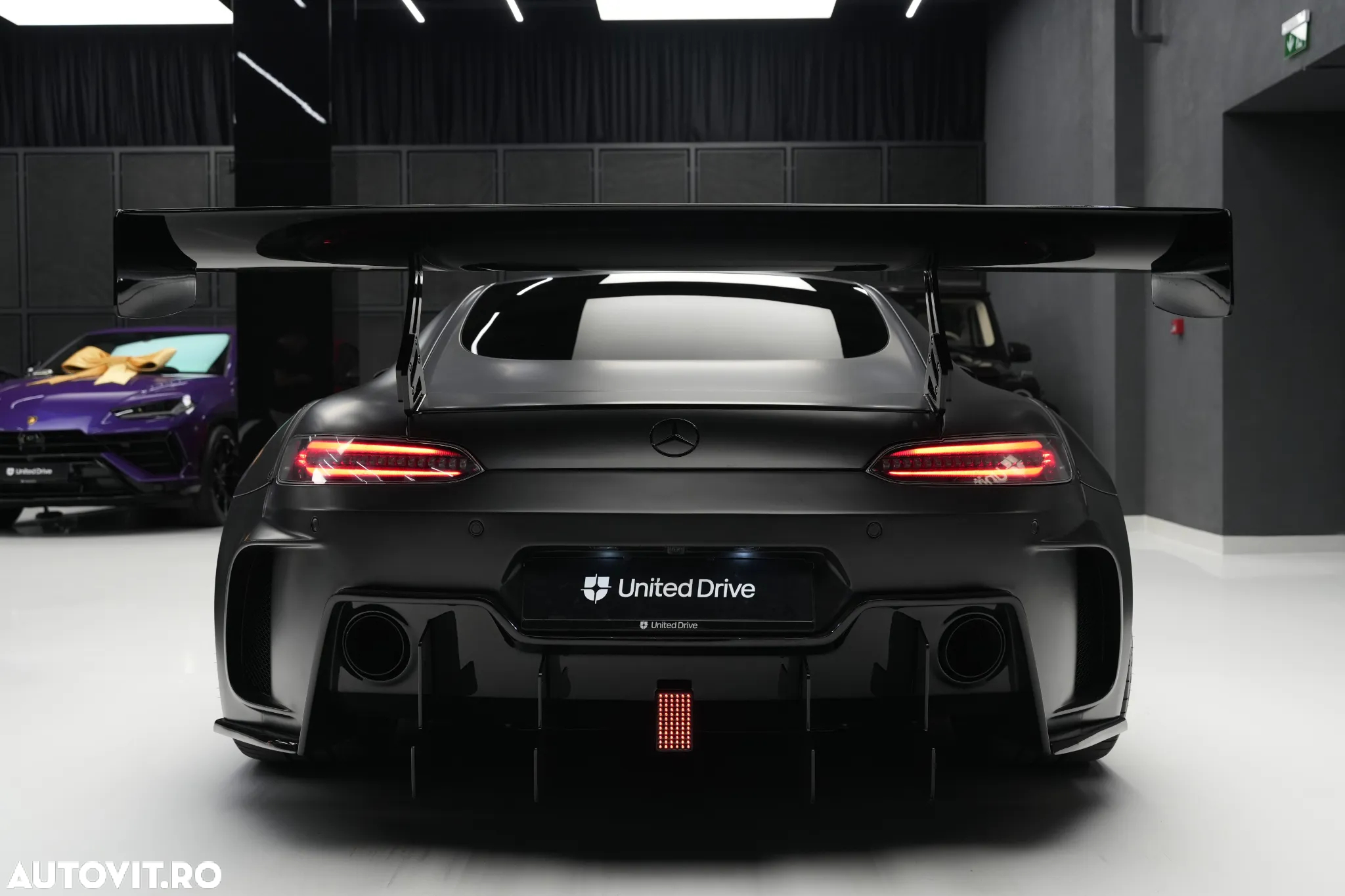 Mercedes-Benz AMG GT - 23