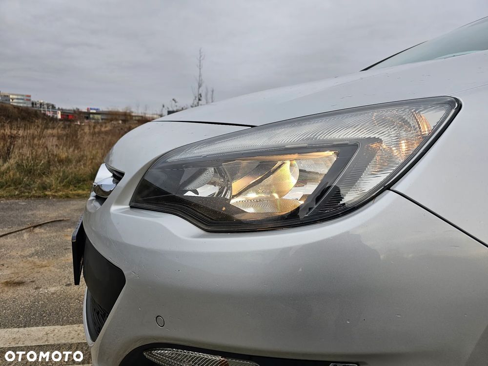 Opel Astra 1.4 T Active EU6 - 8