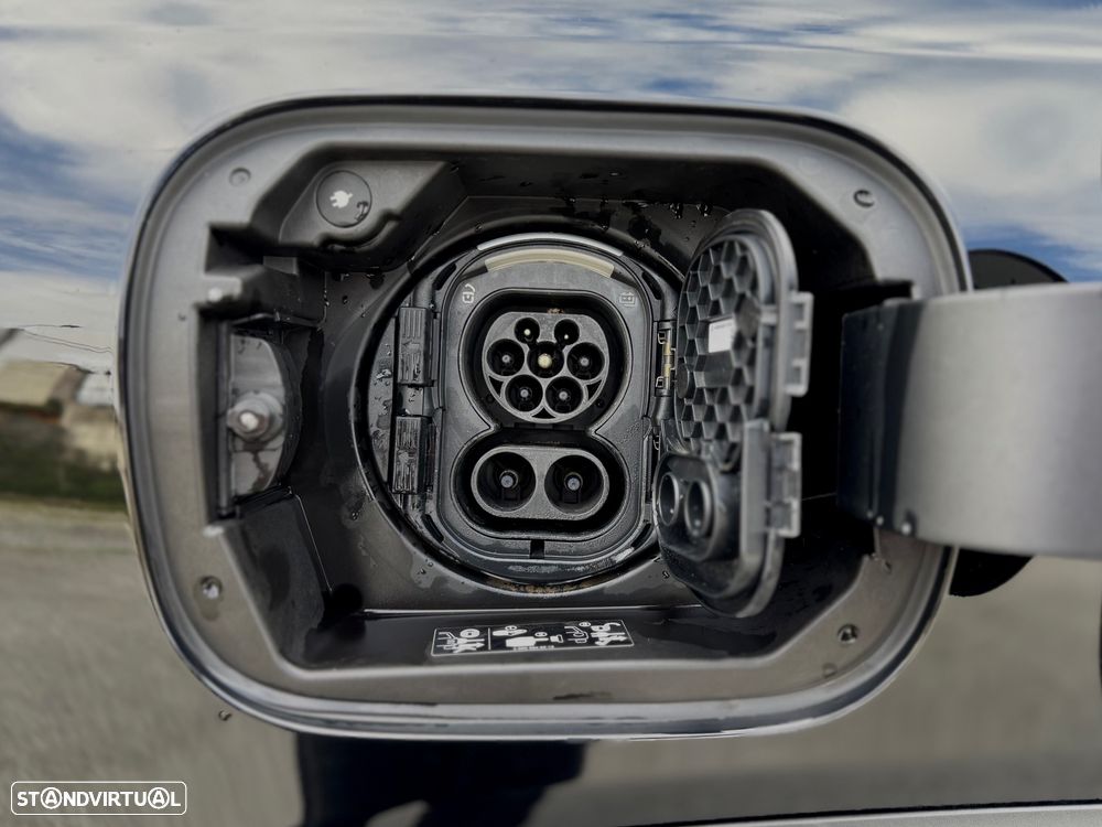 Mercedes-Benz EQB 250 Electric Art - 23