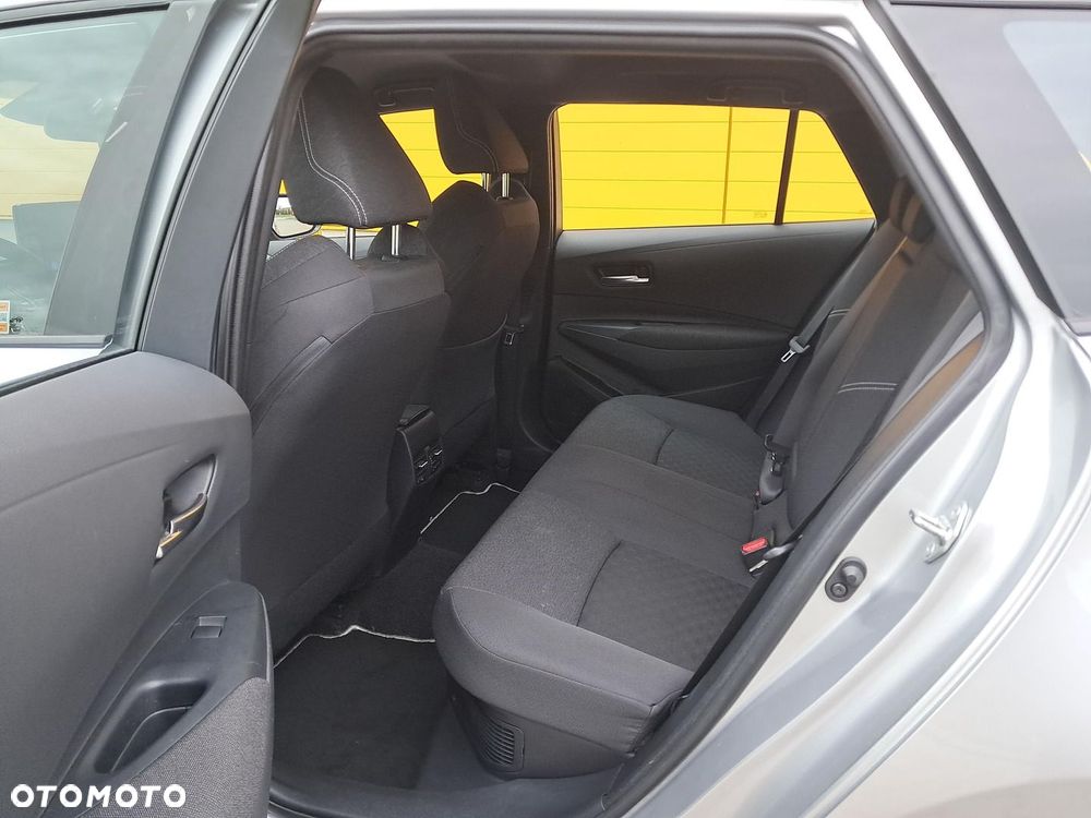 Toyota Corolla 1.8 Hybrid Comfort - 12