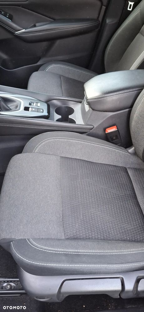 Nissan Qashqai 1.3 DIG-T MHEV N-Connecta - 6