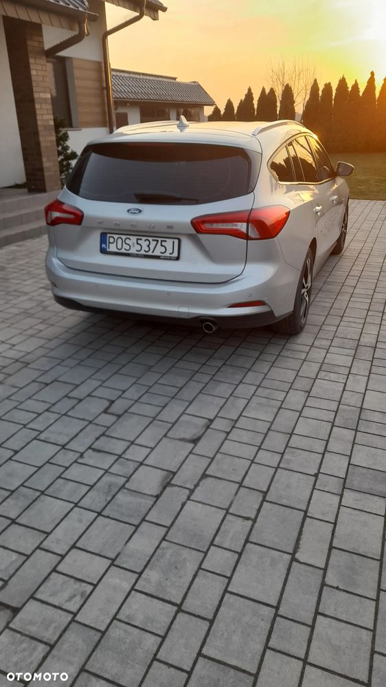 Ford Focus 1.5 EcoBlue Start-Stopp-System COOL&CONNECT - 5