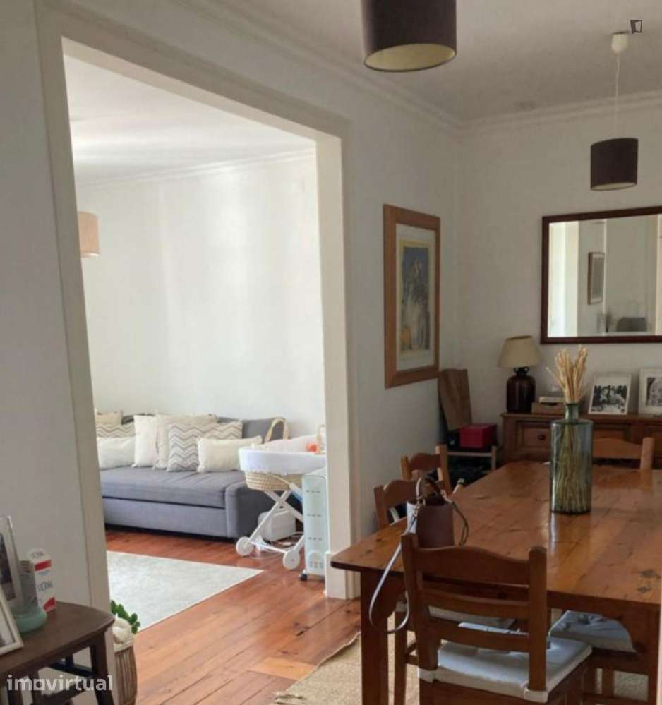 Quarto - localizado em Linda-a-Velha Lisbon - Grande imagem: 5/10
