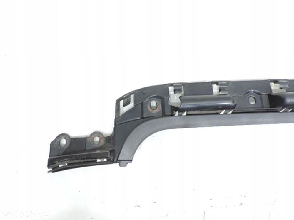 ŚLIZG ZDERZAKA TYŁ BMW E81 LIFT - 5