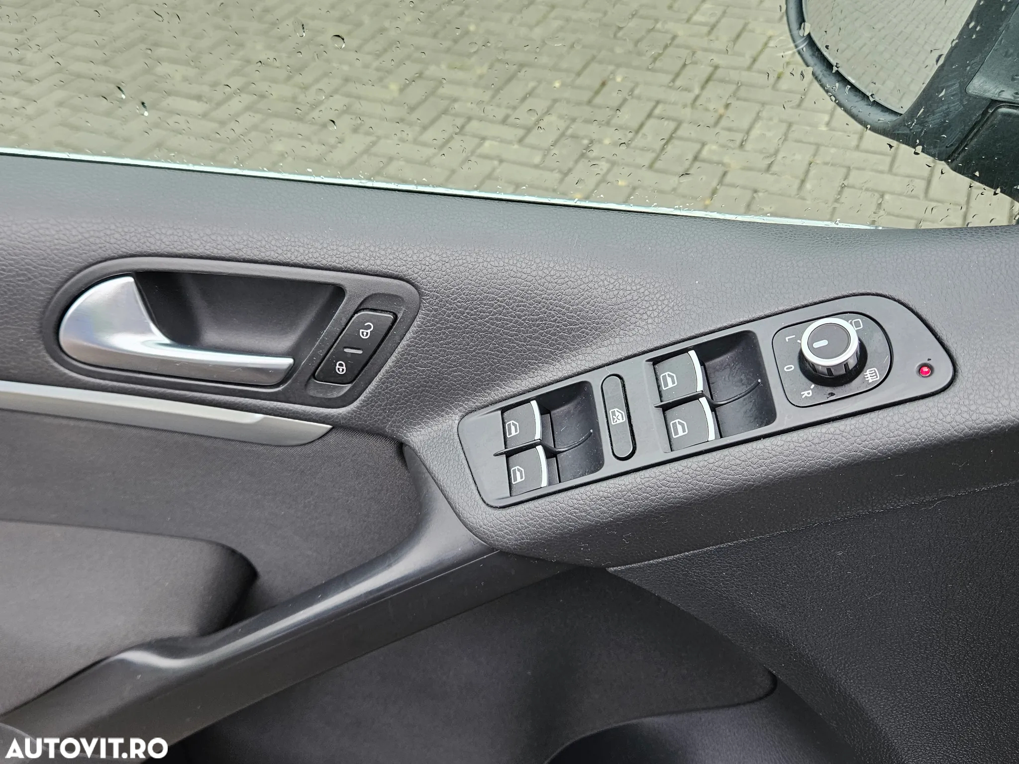 Volkswagen Tiguan - 14