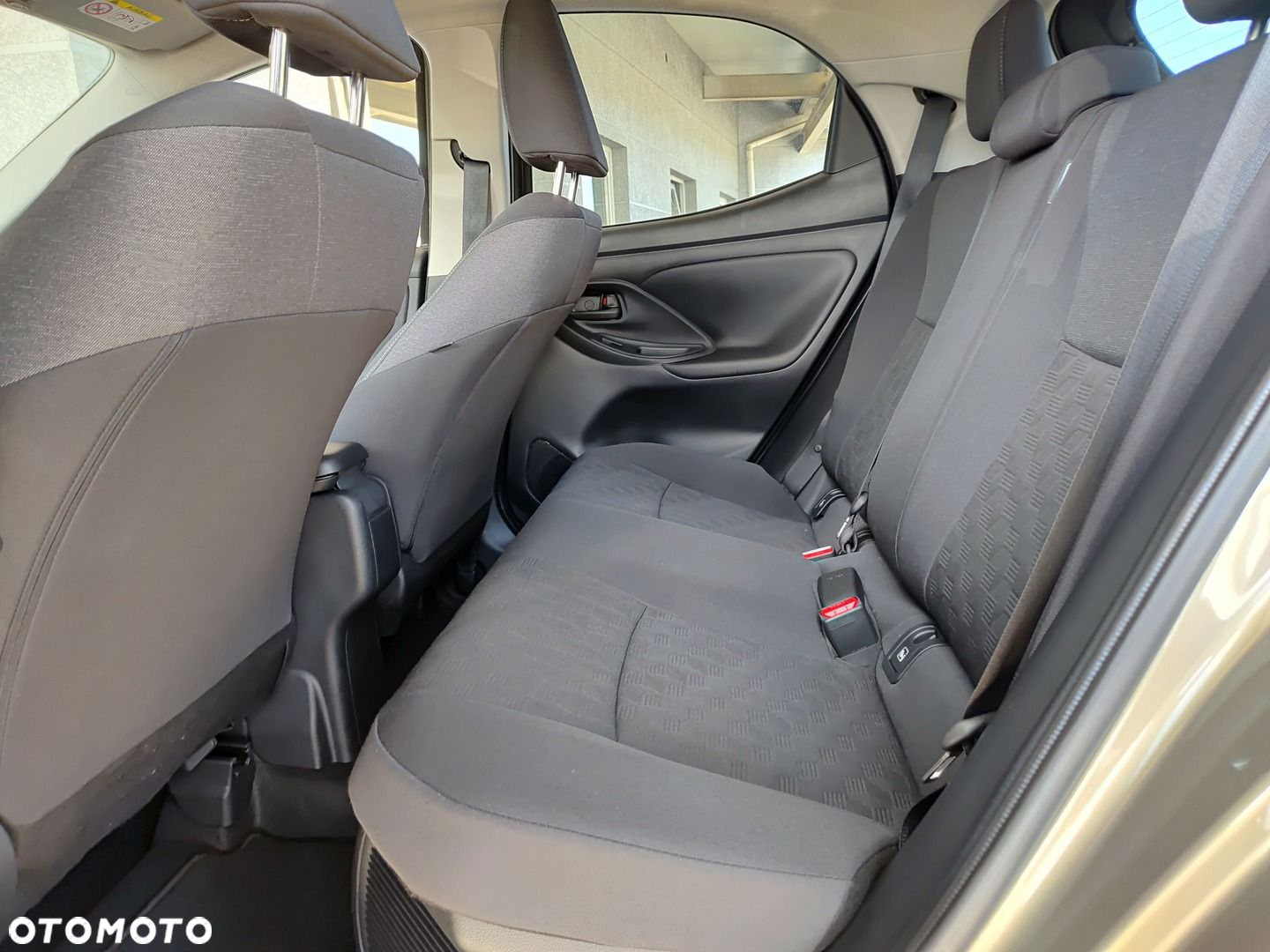 Toyota Yaris - 10