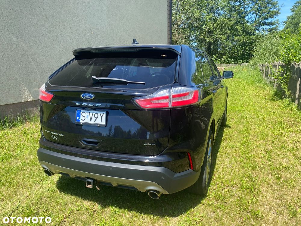 Ford Edge - 2