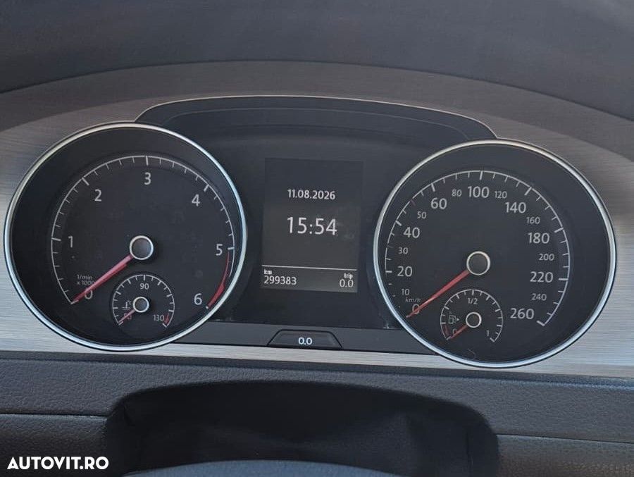 Volkswagen Golf 1.6 TDI DPF BlueMotion Technology Comfortline - 15