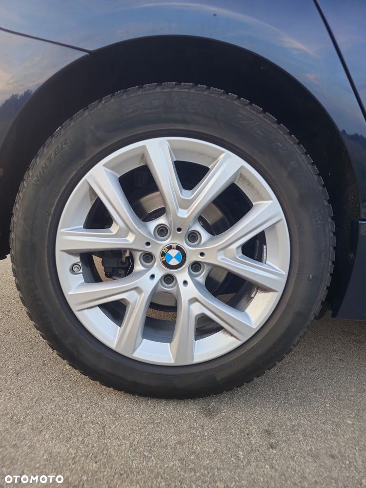 BMW Seria 2 218d - 7