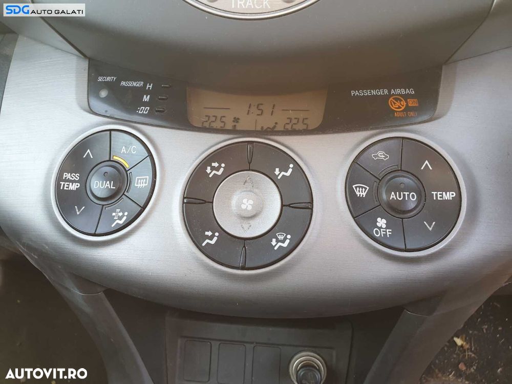 Panou Comanda AC Aer Conditionat Clima Climatronic Toyota RAV4 XA30 2005 - 2013 - 1