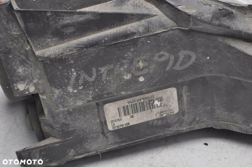 CHRYSLER INTREPID LAMPA LEWA PRZEDNIA EUROPA - 8