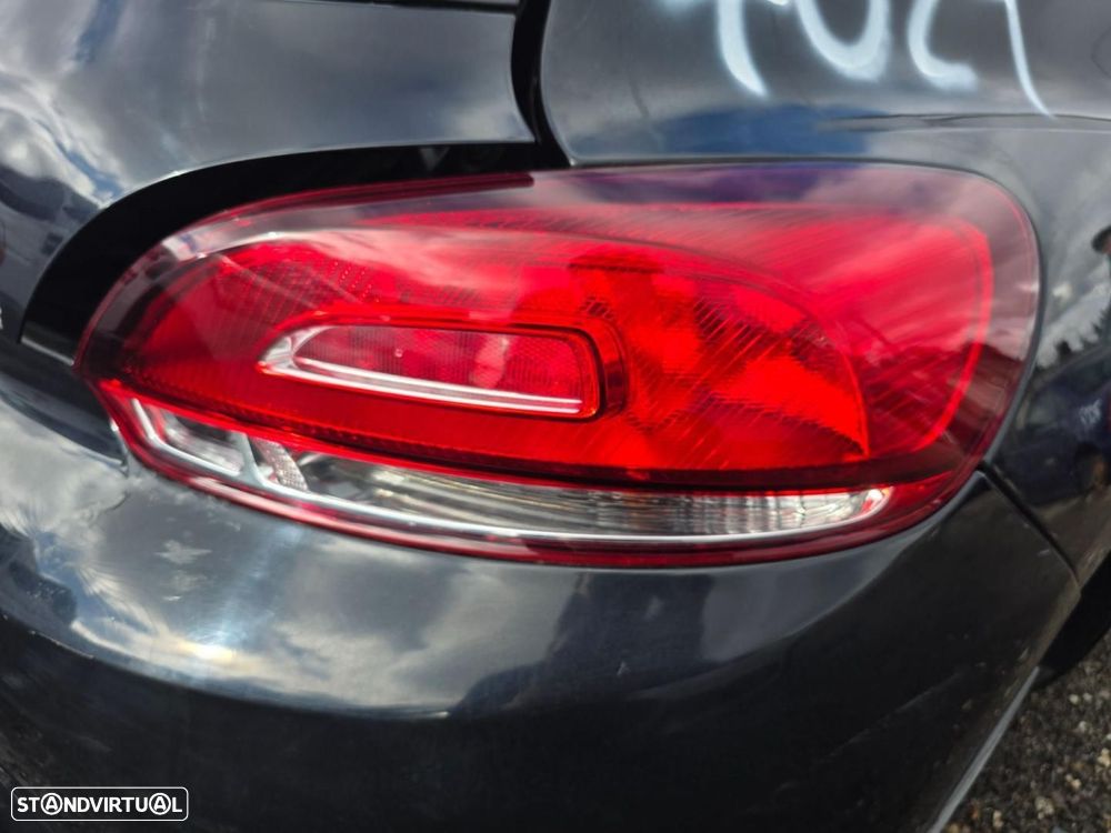 FAROLIM TRASEIRO DIREITO VOLKSWAGEN SCIROCCO 137 - 1