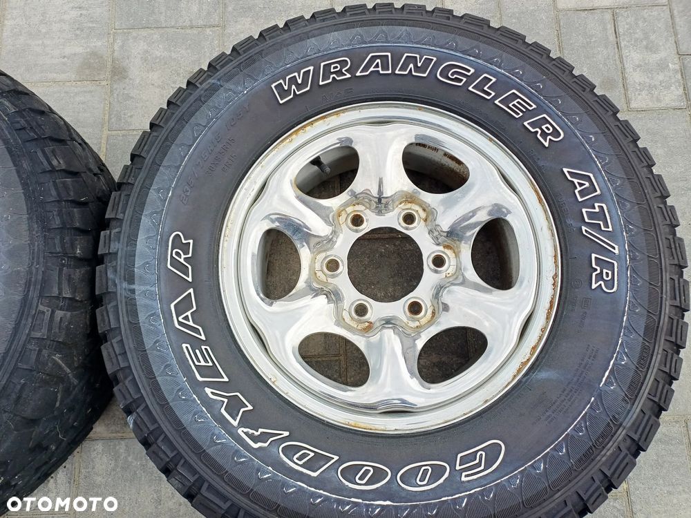 FELIGI Z OPONAMI STALOWE NISSAN TERRANO PATHFINDER R15 6x139,7 100,3 mm OPONY 235/75 R15 NR2 - 5