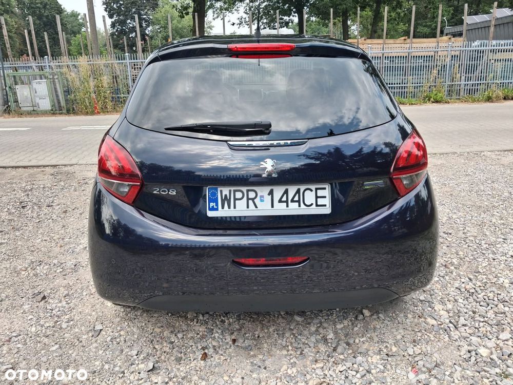 Peugeot 208 - 7