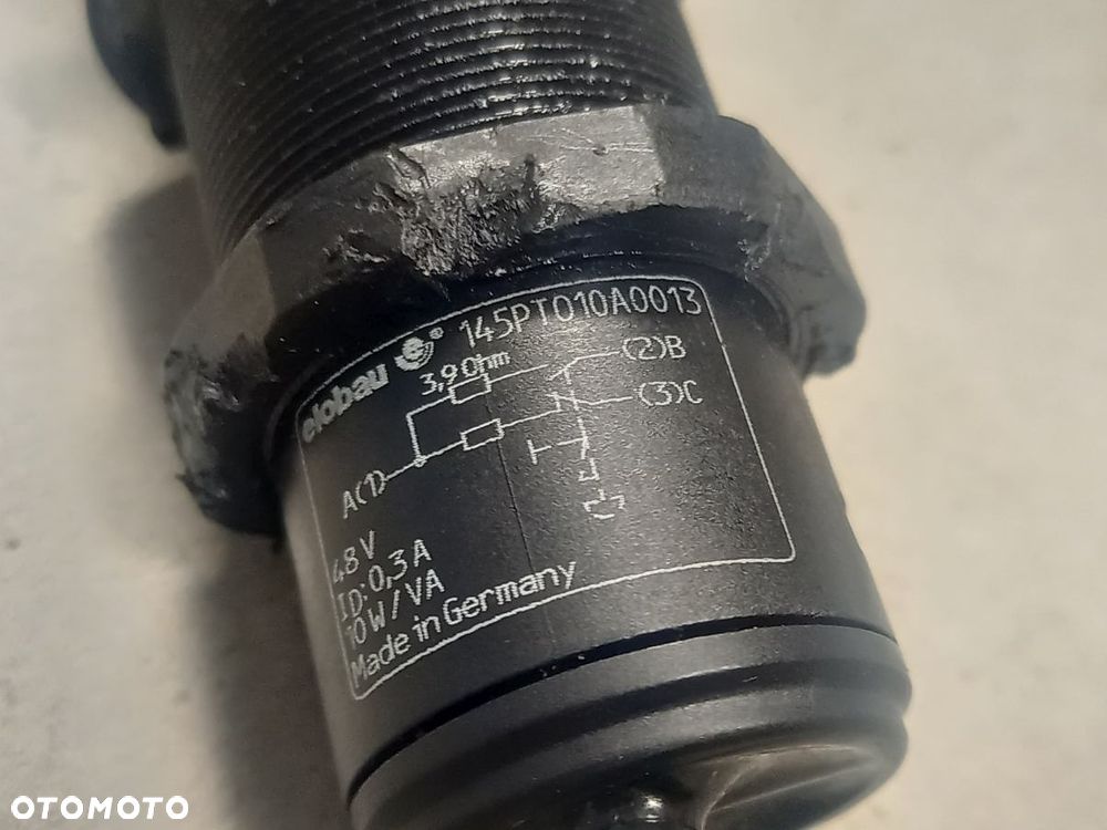 Włącznik WOM grzybek Case MXU110 - 2