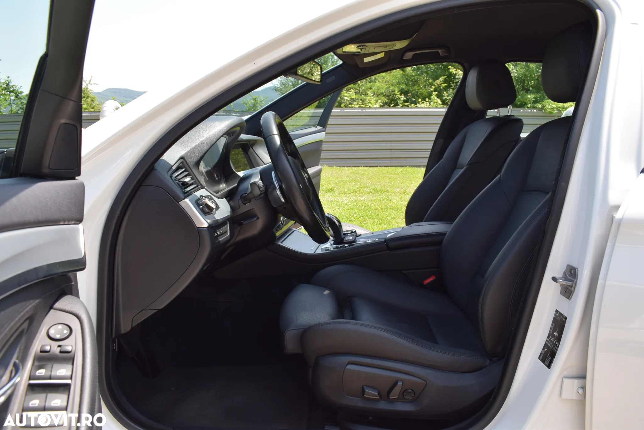 BMW Seria 5 525d Sport-Aut. - 10