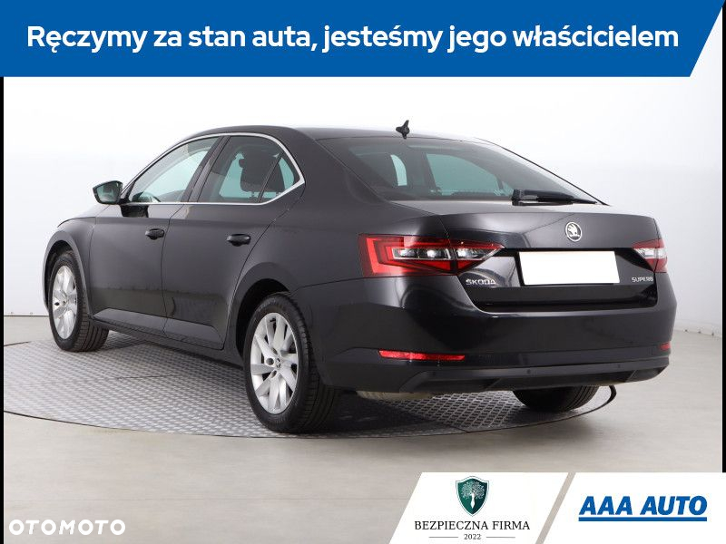 Skoda Superb - 5