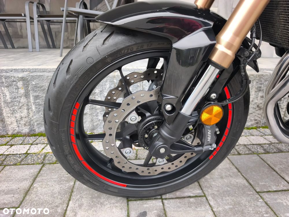 Honda CB - 21