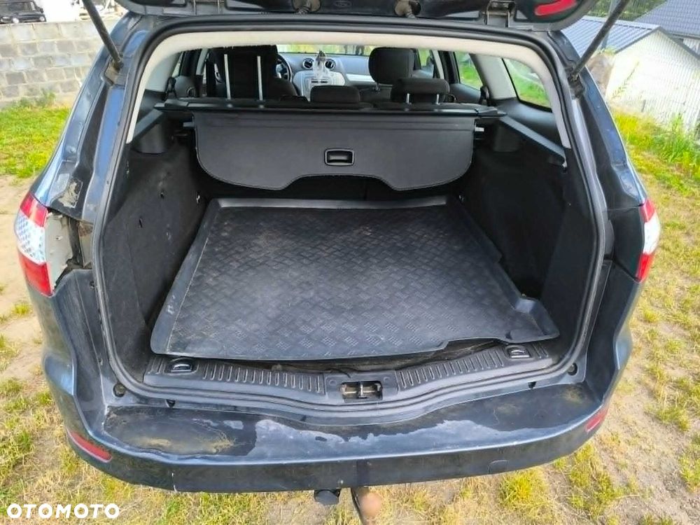 Ford Mondeo - 4
