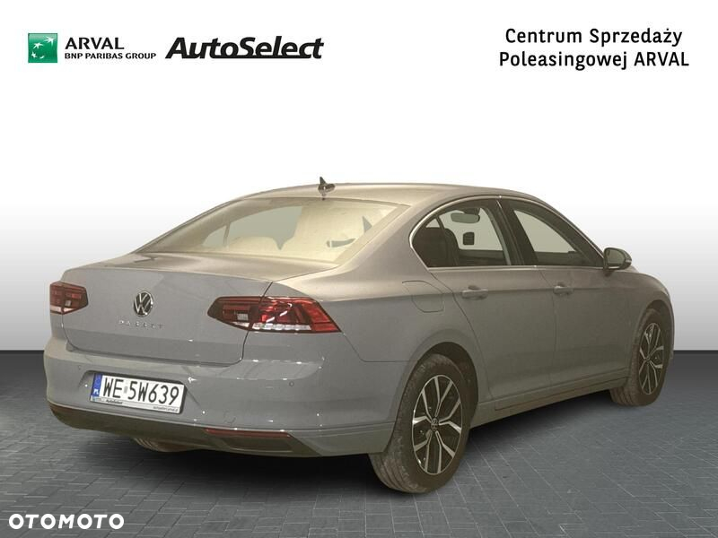 Volkswagen Passat - 6