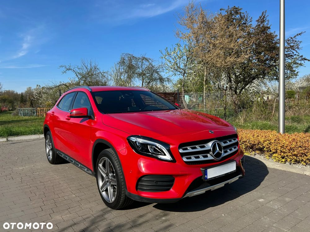 Mercedes-Benz GLA 220 4-Matic - 1