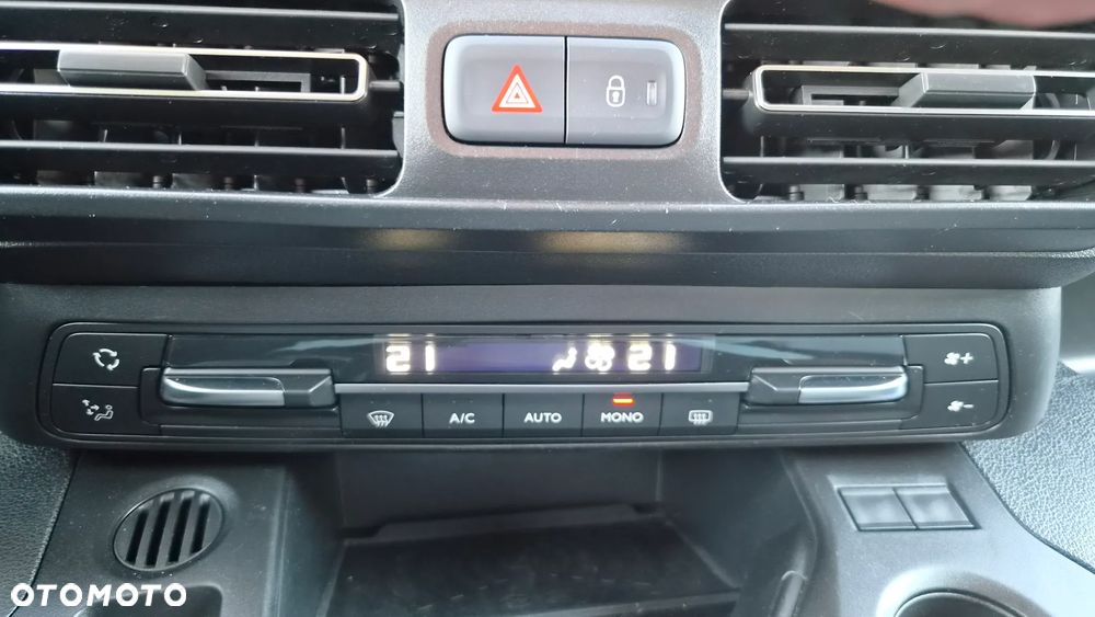Citroën Berlingo MPV M BlueHDi 100 SHINE - 12