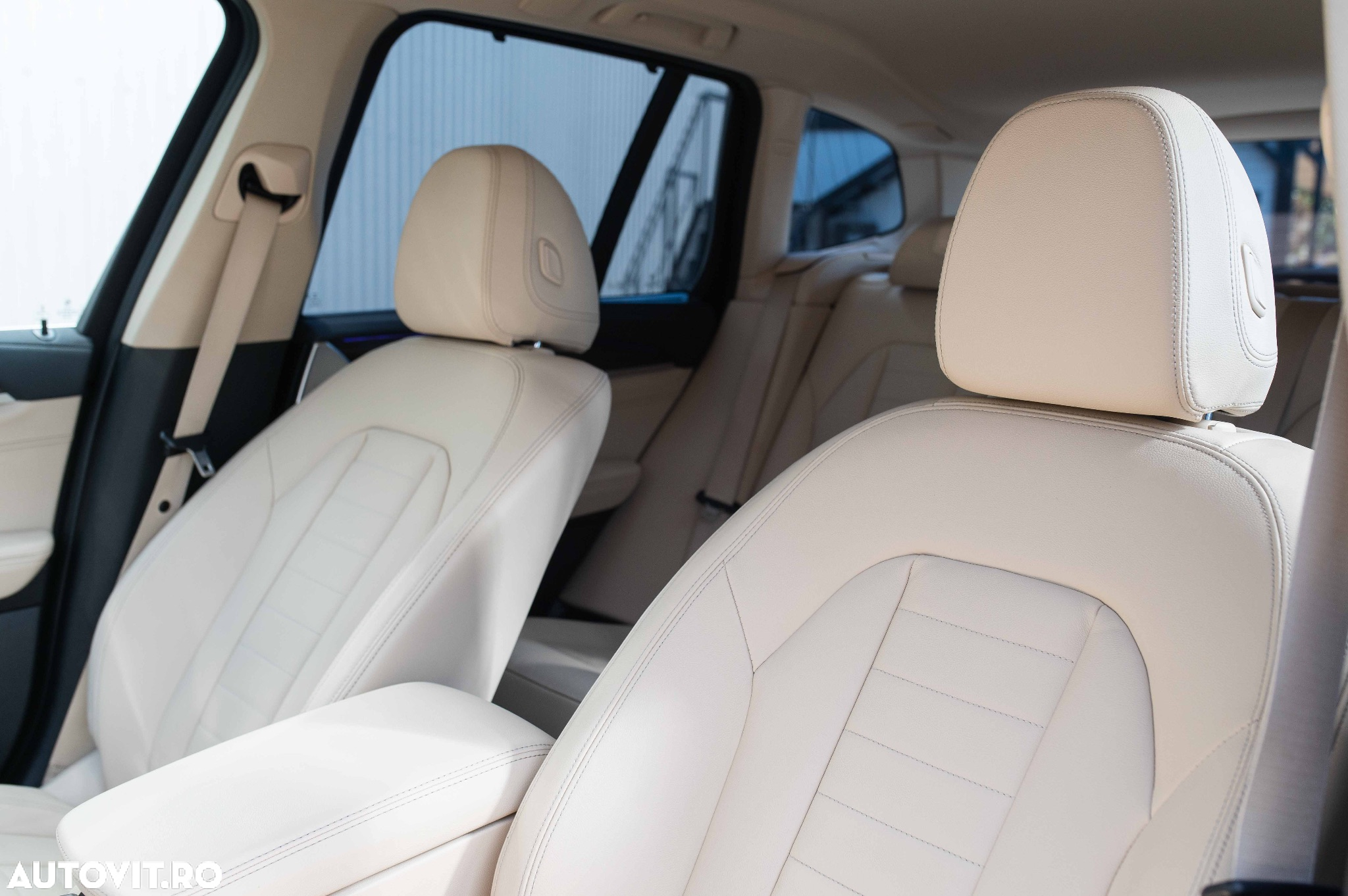 BMW X3 xDrive30e AT PHEV - 28