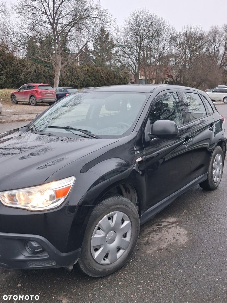 Mitsubishi ASX - 3