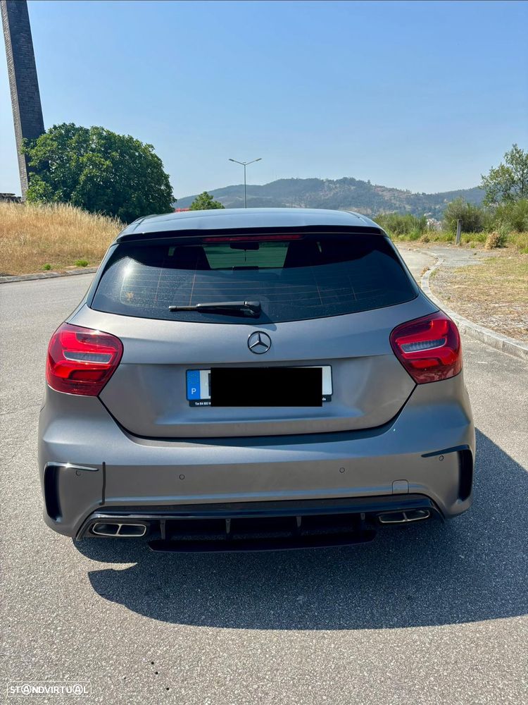 Mercedes-Benz A 200 d AMG Line - 7