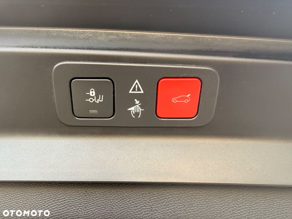 Peugeot 5008 2.0 BlueHDI GT S&S EAT8 - 19