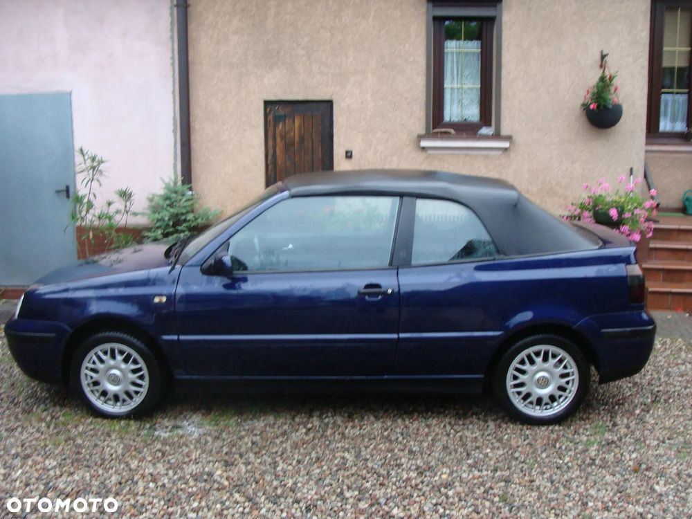 Volkswagen Golf Cabrio - 3