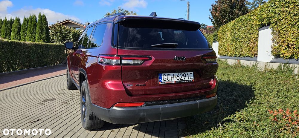 Jeep Grand Cherokee - 13